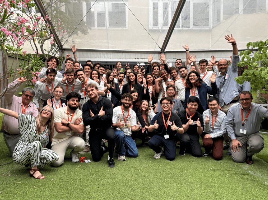 Equipe de stagiaires CDD